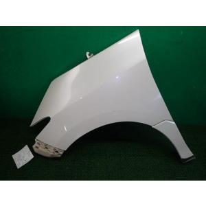 エスティマ DBA-ACR50W 左Fフェンダー 070