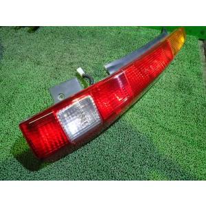 ＣＲ−Ｖ LA-RD4 右テールランプ NH623M スタンレー P1784
