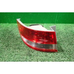 エリシオン DBA-RR3 左テールランプ  スタンレー P4149