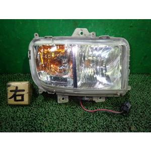 ムーヴ DBA-L175S 右フォグランプ  スタンレー P6778