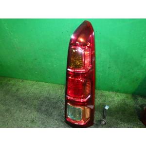 クロスロード DBA-RT1 右テールランプ NH719M スタンレー P6918