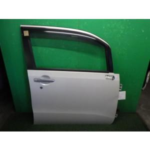 ムーヴ DBA-LA150S 右フロントドア W24