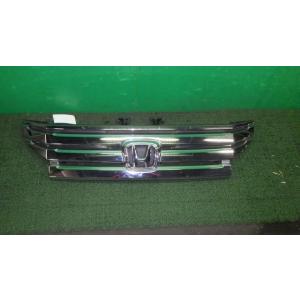 ステップワゴン DBA-RK5 ラジエータグリル   71121-SZW-J01 中古