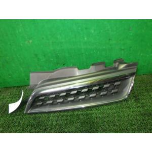 マーチ DBA-AK12 ラジエータグリル NAA  中古