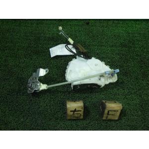 ストリーム DBA-RN6 右フロントドアロックソレノイド B92P