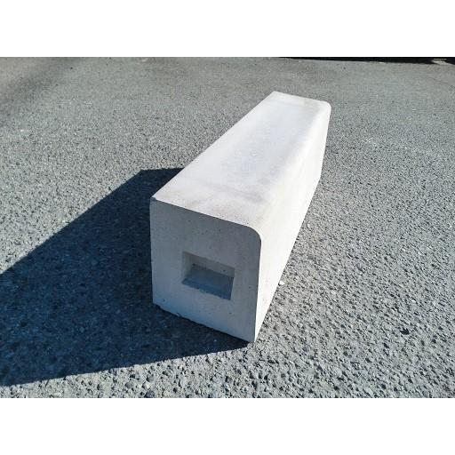 歩車道境界ブロック　A型　150/170×200×600（荷受け時リフト等が必要です）