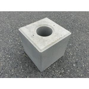 基礎ブロック　４００角×高さ４００　丸穴（荷受け時リフト等が必要です、吊アイボルト別売りです。）　フ...