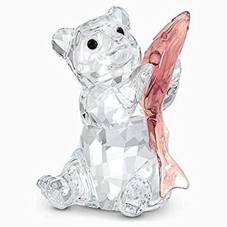 SWAROVSKI 希少な魚とクマの出会い