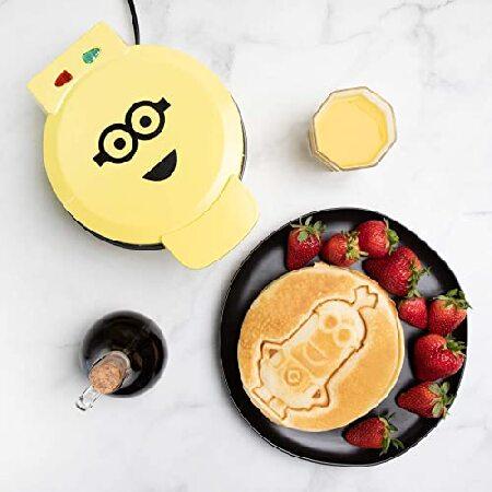 Uncanny Brands Minions Kevin Waffle Maker- Iconic ...
