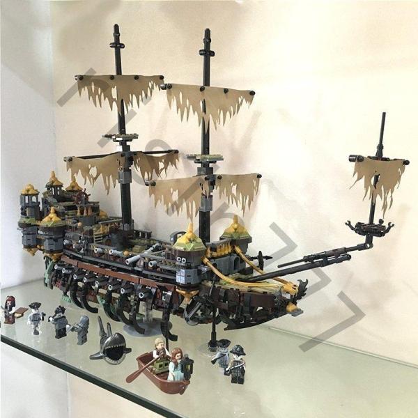 LEGOレゴ互換品 ブロック パイレーツ オブ カリビアン サイレントメアリー号 最後の海賊 710...