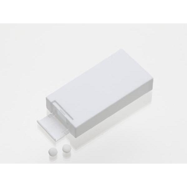 携帯用サプリメントケース「PUSHPLUS+」　カラー：白