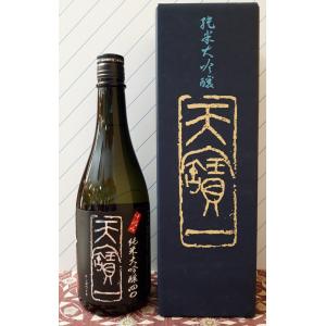 天寶一　天宝一　純米大吟醸 中汲み720ml [箱入り]