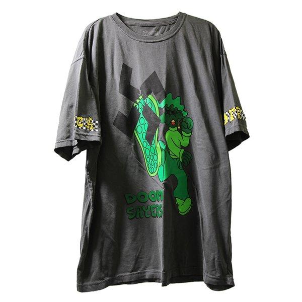 Doom Sayers (ドゥームセイヤーズ) Tシャツ LilKool Stomp Out Tee...