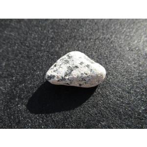 ユーパーライト 原石 約24g(蛍光鉱物)の詳細画像3