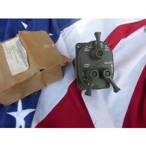 米軍実物 NOS M151 デフ シールセット M151A2 12x JEEP : ホバート