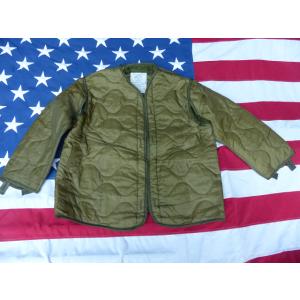 1975” 米軍実物 デッド！ Ｍ６５ フィールドジャケット用ライナー M 白ラベル 218ｘ