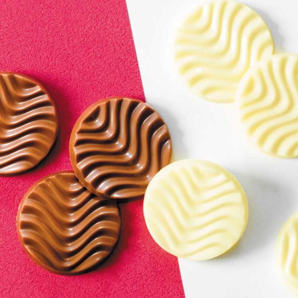 お歳暮 クリスマス ロイズ ピュアチョコレート[クリーミーミルク&amp;ホワイト] 誕生日 ギフト チョコ...