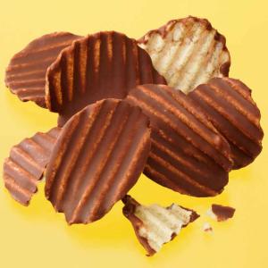 秋ギフト ハロウィン ロイズ ポテトチップチョコレート[オリジナル] 誕生日 ギフト チョコ かわいい お菓子 挨拶 退職 お礼