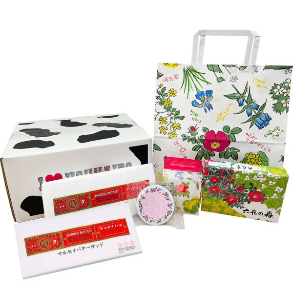 お歳暮 クリスマス 送料込 バターサンド追加のありがとう！六花亭セット 北海道銘菓食べ比べ 紙袋付 ...