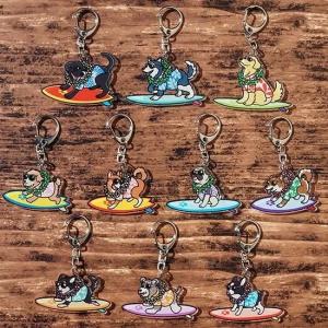 キーホルダー 犬のアクリルキーホルダー SURF DOGS Fin TAMO タモアート かわいい 犬 トイプー チワワ ゴールデンレトリバー 鍵 家 自転車 車 バッグ
