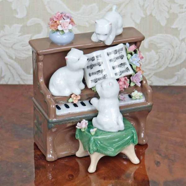 オルゴール ピアノと3匹の犬 陶磁器 プレゼント ギフト 癒やし 名曲 キャロル・キング『You&apos;v...
