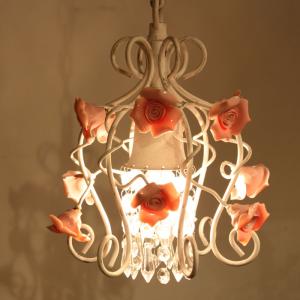 シャンデリア アンティーク調 10灯 照明 ガレ ガレ風 レッドローズ