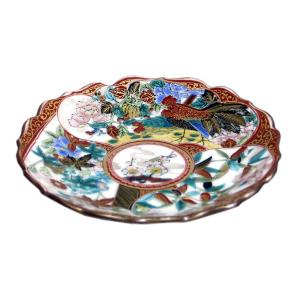 ■ 塚本快示　快山窯（人間国宝） ■　　大輪菊文高台皿　箱付き 人間国宝塚本快示 快山窯 大輪菊文高台皿 共箱 陶器 皿 和 陶芸 有名