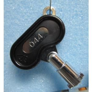 ▲▲ 鍵番号:純正/044 (Yカム付き) 山...の詳細画像1