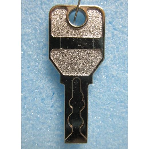 ※※ 鍵番号：0715番(スペア)　設定キー　ハナビ サンダーV 大花火　アルゼ系/ユニバーサル　パ...