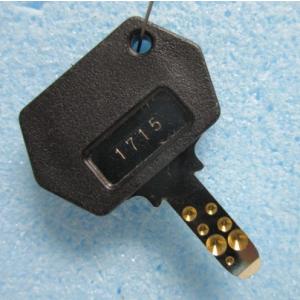 ※※ ドアキー：1715 (純正)　大都技研　パチスロ実機用【鍵,かぎ,カギ】3(参考画像)　家スロ...