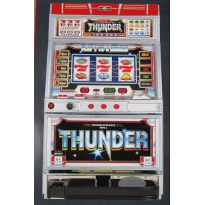 ※※ サンダーV　アルゼ系/メーシー　SLOT【パチスロ実機/パンフレット/チラシ】2-3　レトロ ...