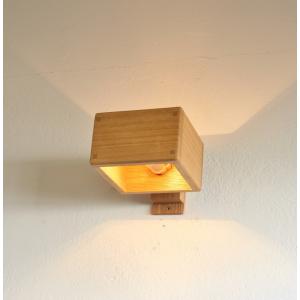 照明 ブラケットライト 壁掛け 木製 mujibra 階段｜homfactory
