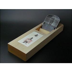 南蛮鉄 大鉋 65mm 青紙1号鍛造古鋼 白樫9寸5分台