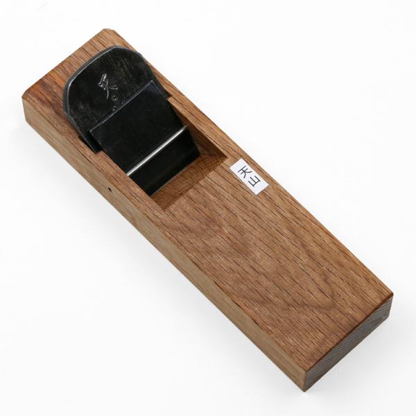 天山 小鉋 48mm 燕鋼 錬鉄 本赤樫7寸台 ヒナ型 二枚鉋