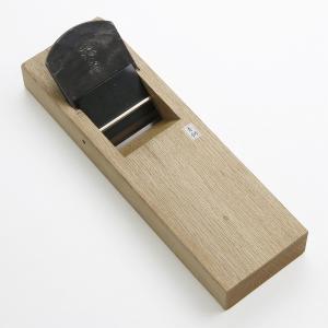 鐵の心 大鉋 70mm 青紙スーパー鋼 錬鉄 白樫9寸5分台 二枚鉋 鐵の心 大鉋 70mm 青紙スーパー鋼 錬鉄 白樫9寸5分台 二枚鉋
