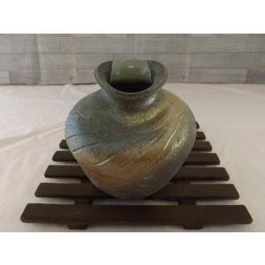 蹲（うずくまる）花入 信楽 香舟作（紙箱） : 茶道具 銘茶 左座園