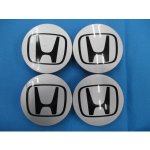 Mercedes-Benz（メルセデス・ベンツ） W123 ホイールキャップ 14インチ