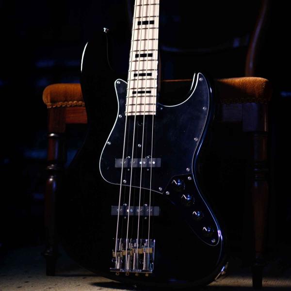 Crews Maniac Sound JB-2004 "MAPLE" MH | Black / 4弦...