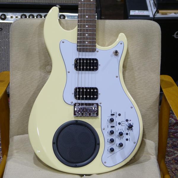 VOX / APC-2 / White / アンプ・エフェクト・リズムマシン内蔵/ ミニギター / ...