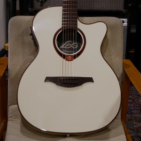 LAG Guitars / T118ASCE-IVO / Auditorium slim Cutaw...