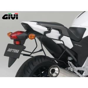 レビューで特典 GIVI ジビ NC700X NC750X/S 共通 TE1111 バッグサポート 77288］ サイドバッグガード サドルバッグガード｜horidashi