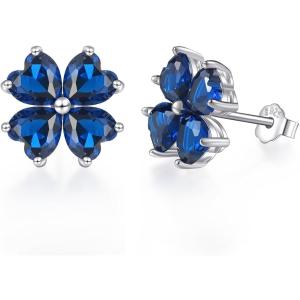 星と月のモチーフ ピアス(両耳用) ふたつの月と星が、耳元で重なる。」 Two moons & a star — a little