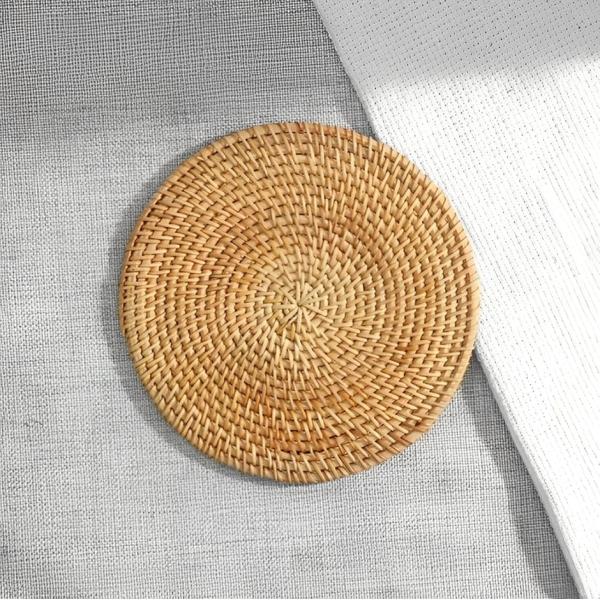 鍋敷き 耐熱 木製 可愛い 五徳 おしゃれ 鍋置き キャンプ なべしき 耐熱マット(直径18cm, ...