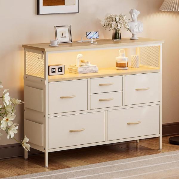 チェスト収納 箪笥 棚付き 寝室収納LEDライト付きリビング収納タンス 引き出し北欧 洋服タンス 布...