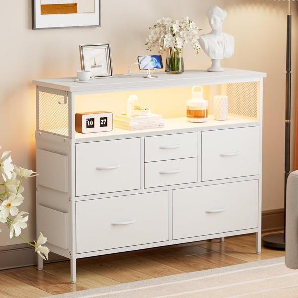 チェスト収納 箪笥 棚付き 寝室収納LEDライト付きリビング収納タンス 引き出し北欧 洋服タンス 布...