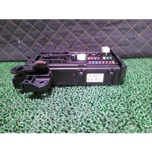 ウェイク DBA-LA700S ヒューズボックス X07  82600-B2640 82600-B2...