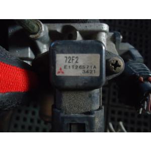 MRワゴン UA-MF21S スロットルボディ...の詳細画像3