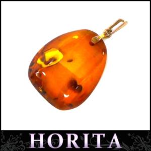 ペンダントトップ コハク　585 14金 琥珀/ゴールド/K14 総重量6.9ｇ レディース 【中古】(39207)｜horita78