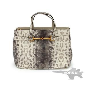 GUCCI（グッチ） レディロック レザー ブラック ゴールド金具 000 46