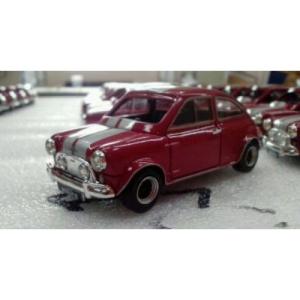 ミニカー 1/18 1983 イノチェンティー デトマソ ターボ 赤色 INNOCENTI
